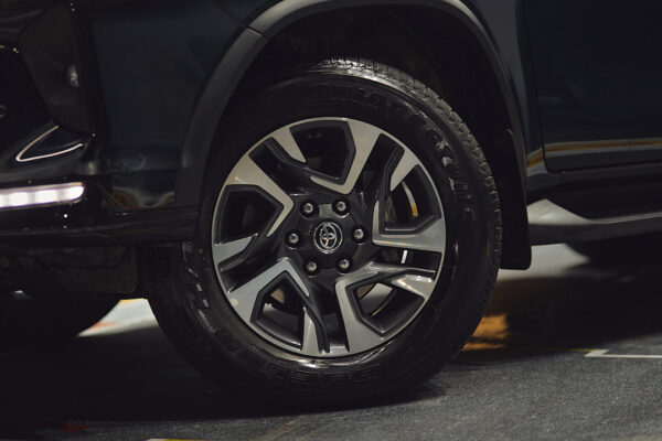 Toyota SW4 2.8 DIAMOND 4X4 7As At - Imagen 4
