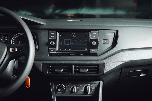 Volkswagen Polo 1.6 Msi Comfortline - Imagen 8