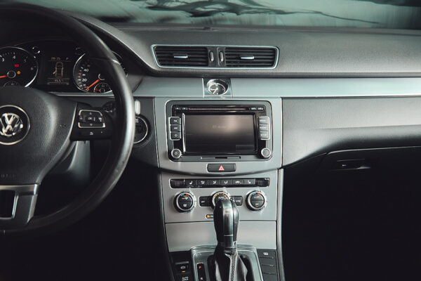 Volkswagen Passat 2.0 Luxury Tsi 211cv Dsg - Imagen 2