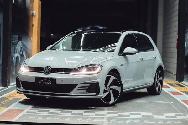 Volkswagen Golf 2.0 Gti Tsi App Connect + Cuero