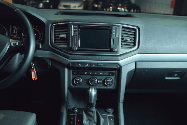 Volkswagen Amarok 2.0 Cd Tdi 180cv 4x2 Highline Pack - Imagen 8