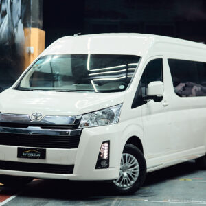 Toyota Hiace 2.8 Tdi Commuter 6at 14a