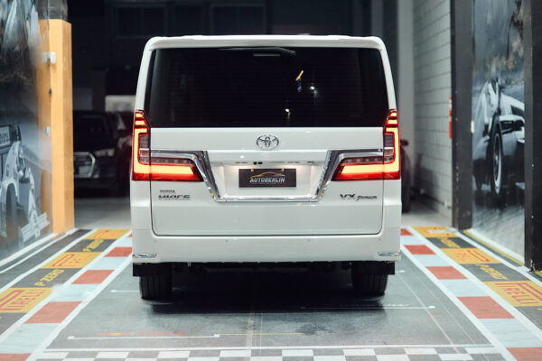 Toyota Hiace 2.8 Tdi Wagon 6at 10a - Imagen 9