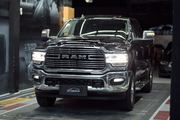 RAM 2500 6.7 Laramie At6 350Cv 4X4 - Imagen 9