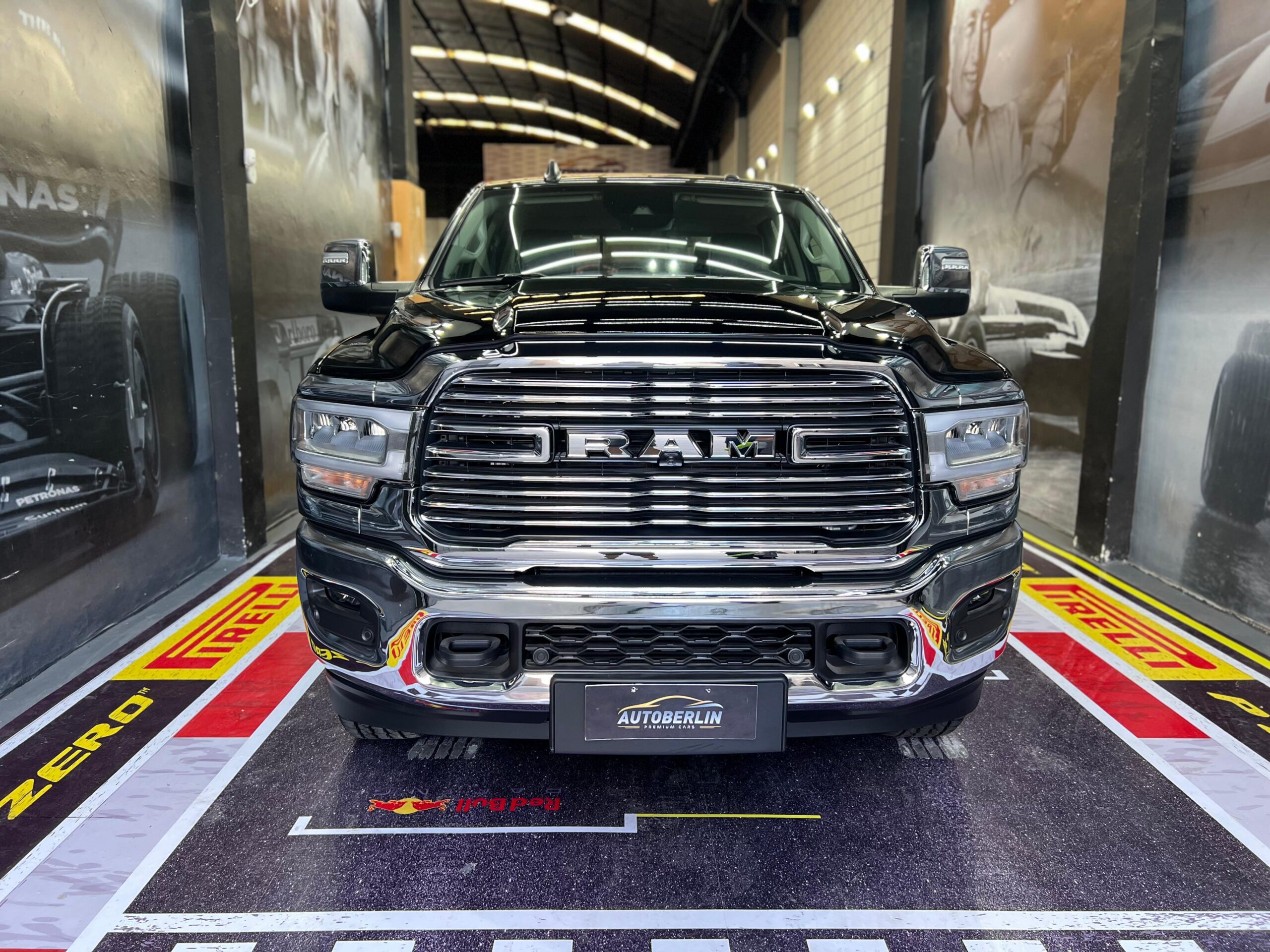 RAM 2500 6.7 Laramie At6 350Cv 4X4 - Imagen 6