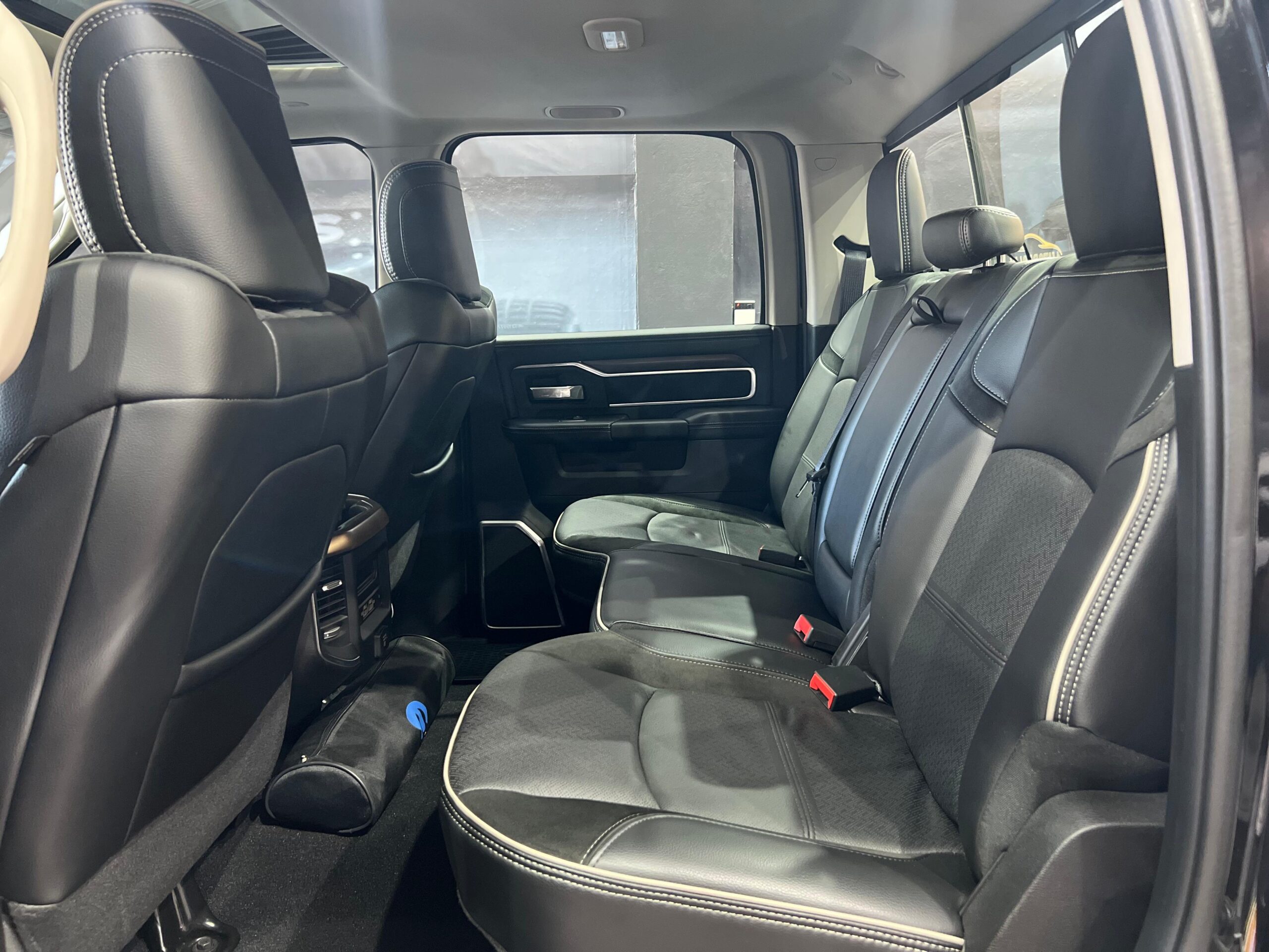 RAM 2500 6.7 Laramie At6 350Cv 4X4 - Imagen 14