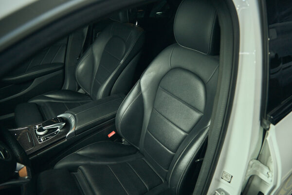Mercedes-Benz Clase C 3.0 C400 Amg-line 333cv - Imagen 5