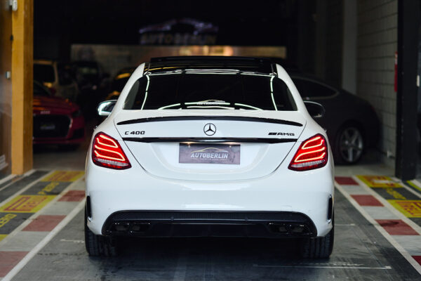 Mercedes-Benz Clase C 3.0 C400 Amg-line 333cv - Imagen 9