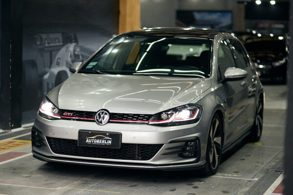 Volkswagen Golf 2.0 Gti Tsi App Connect - Imagen 5