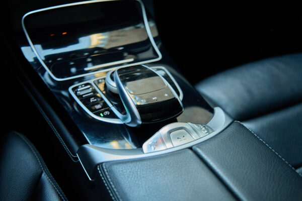Mercedes-Benz Clase GLC 2.0 Glc250 300 4matic Atomático - Imagen 3