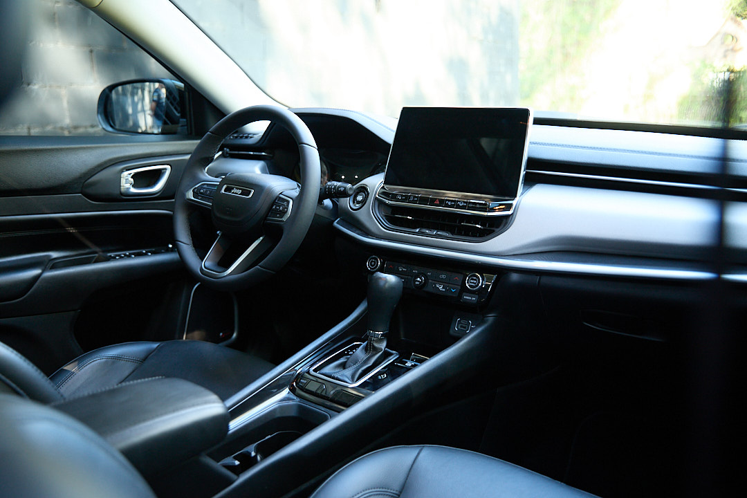 Jeep Compass 1.3 T270 Longitude Plus At6 - Imagen 6