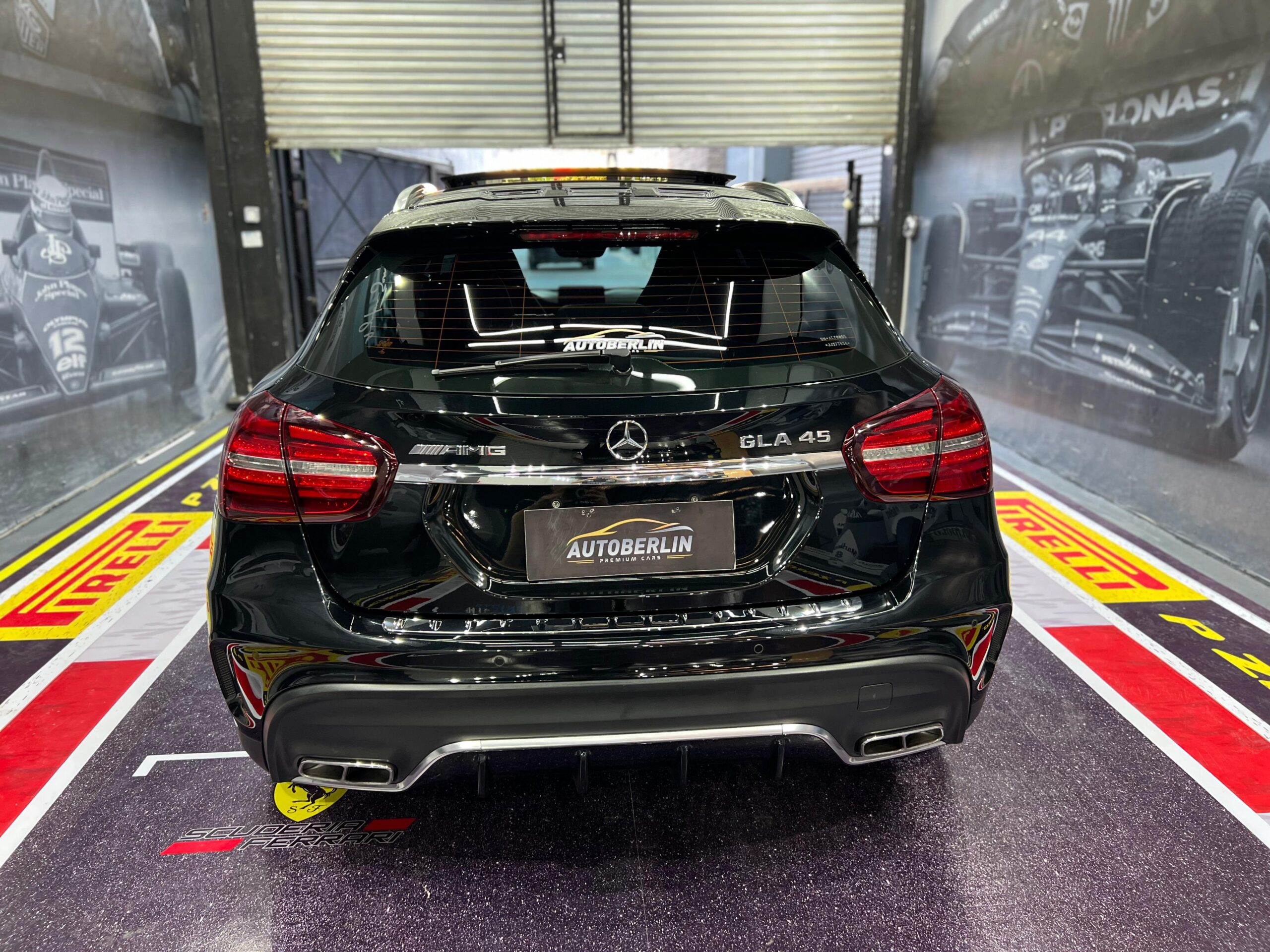 Mercedes-Benz Clase GLA 2.0 Gla45 Amg 381cv - Imagen 4