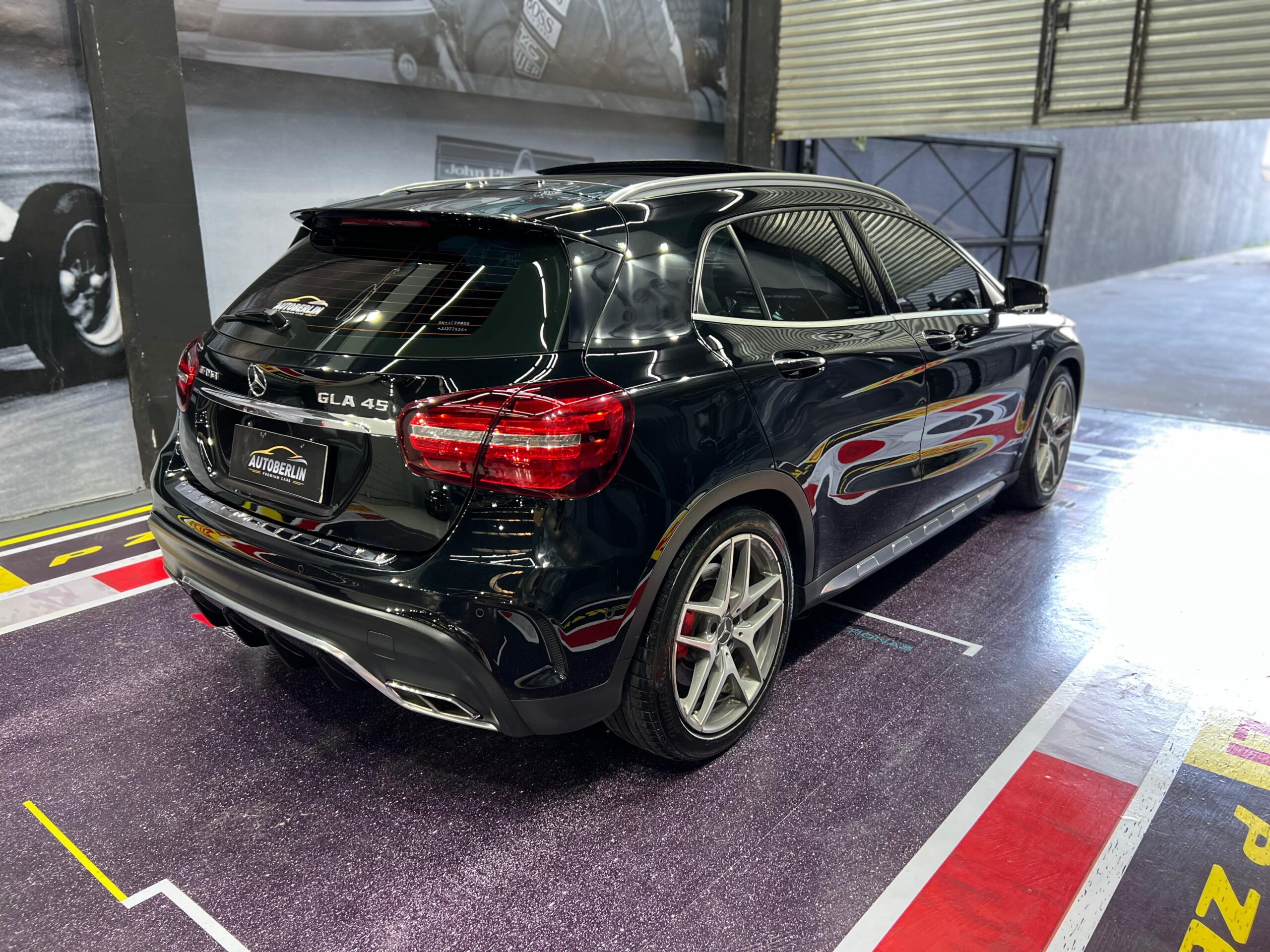 Mercedes-Benz Clase GLA 2.0 Gla45 Amg 381cv - Imagen 6