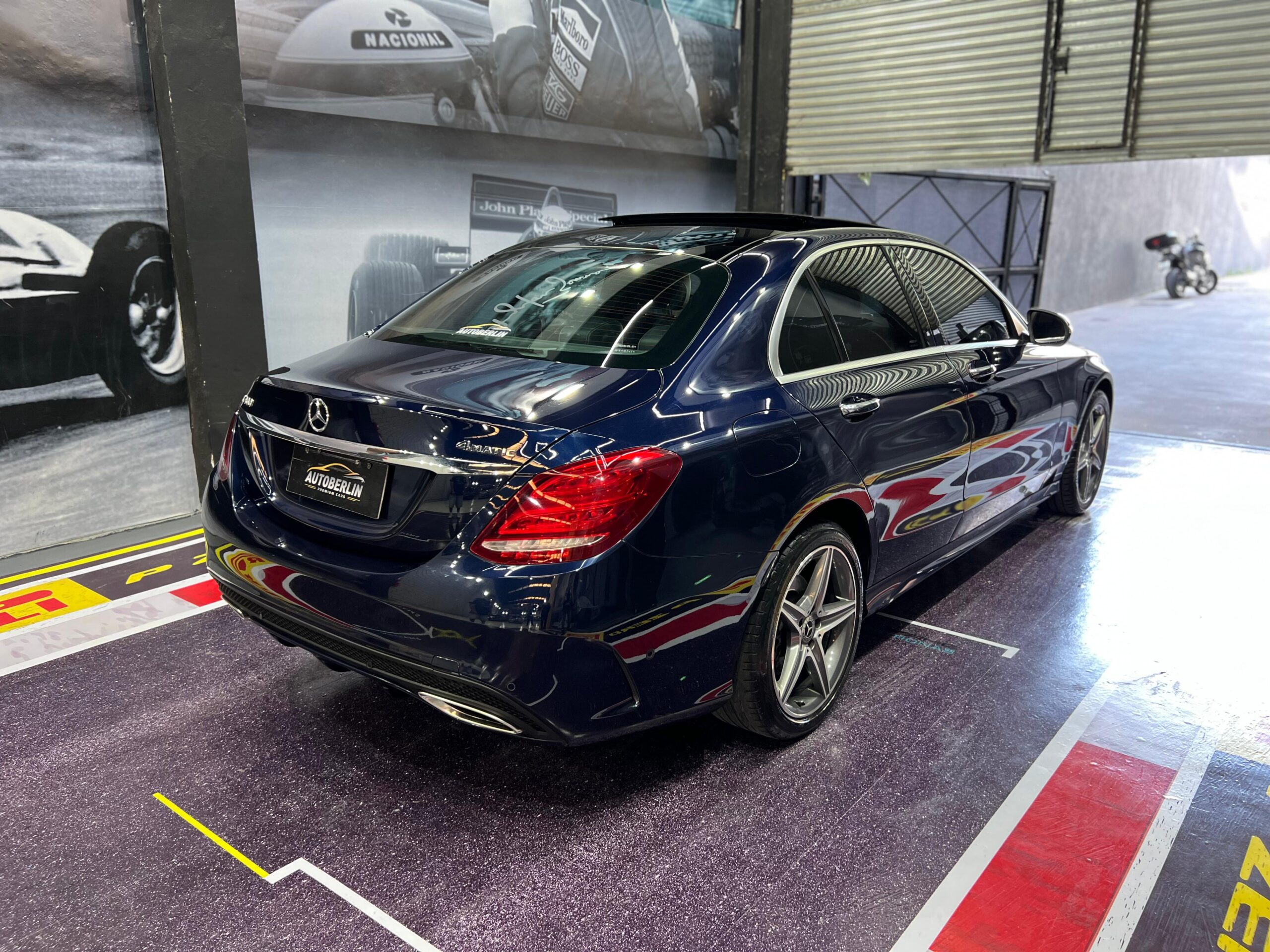 Mercedes-Benz Clase C 3.0 C400 Amg-line 333cv - Imagen 5