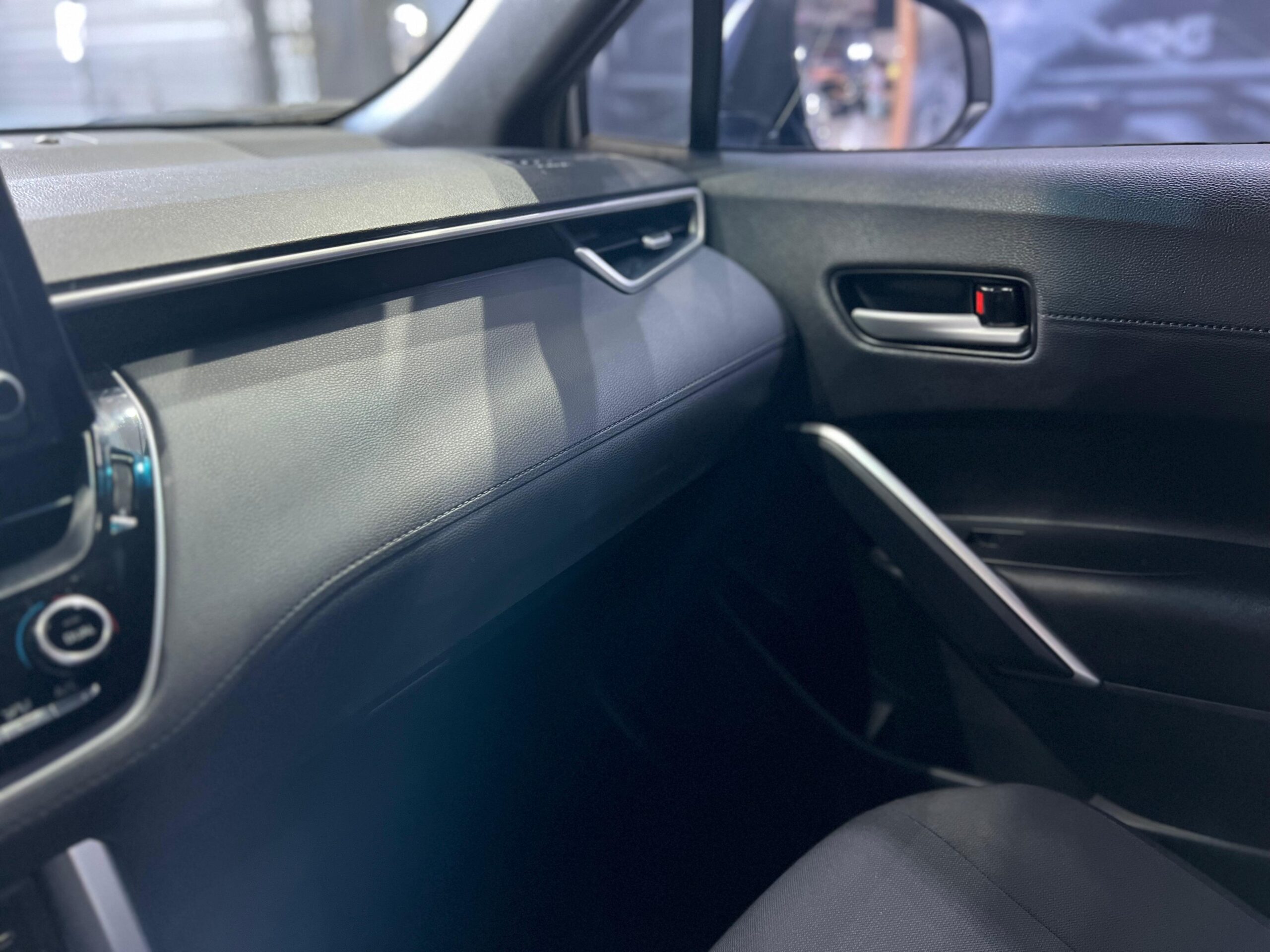 Toyota Corolla Cross 1.8 Xei Ecvt - Imagen 15