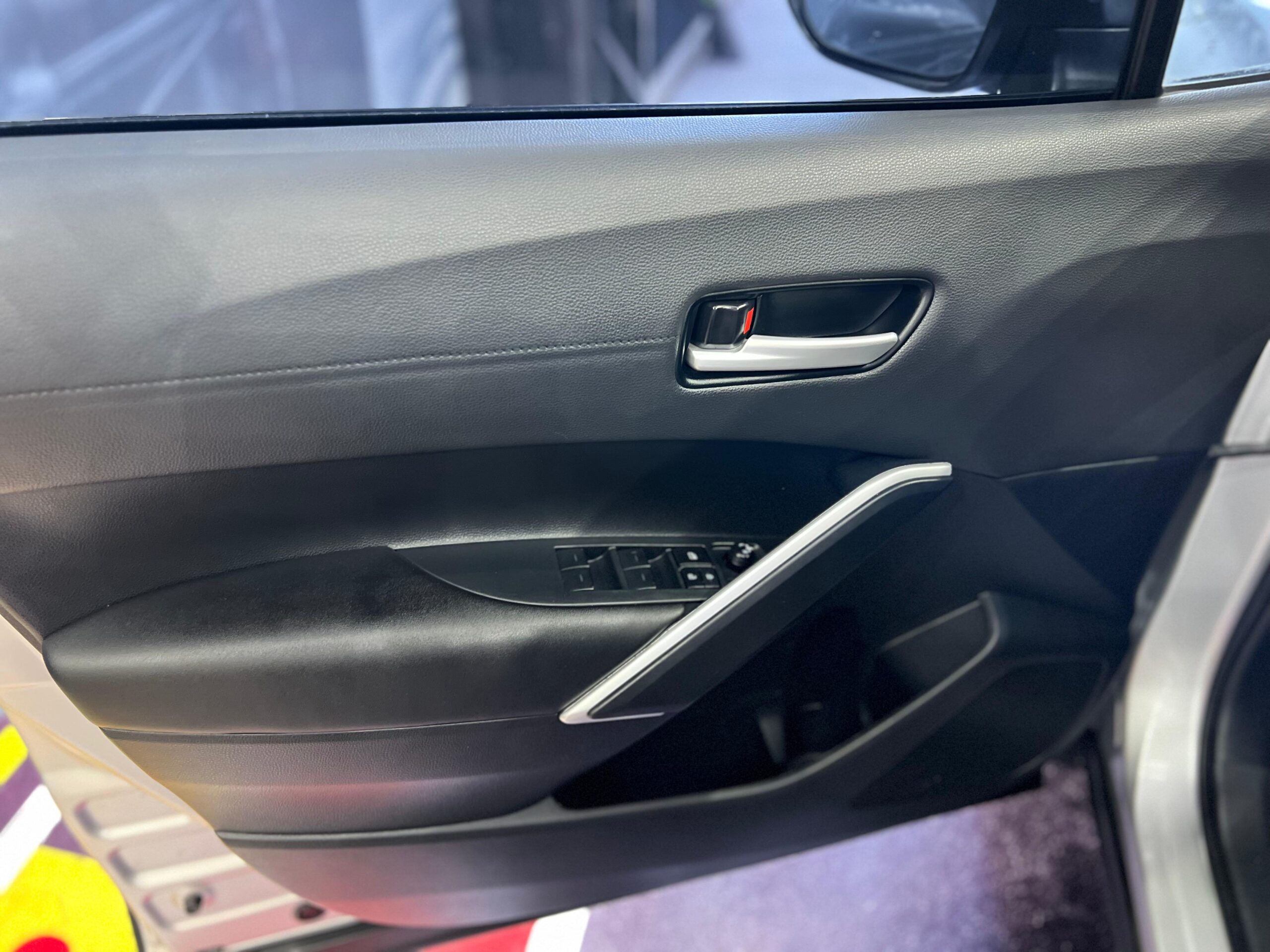 Toyota Corolla Cross 1.8 Xei Ecvt - Imagen 11