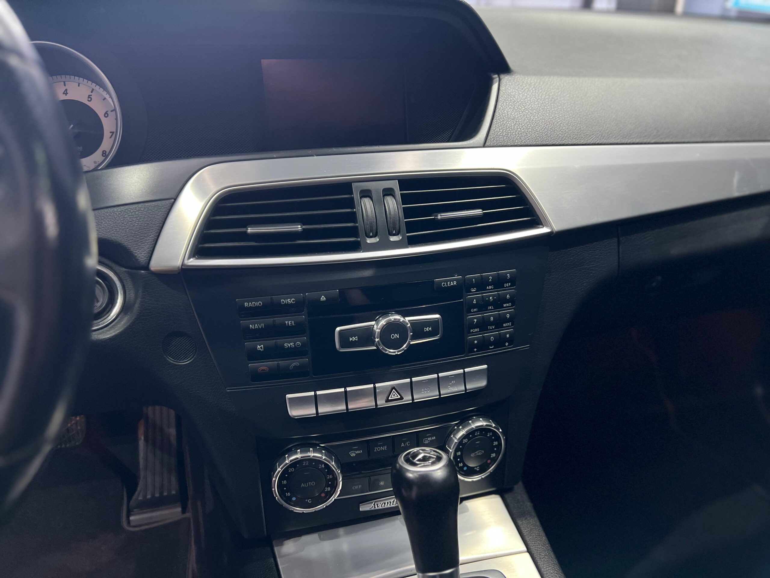 Mercedes-Benz Clase C 1.8 C250 Avantgarde B.efficiency At - Imagen 12