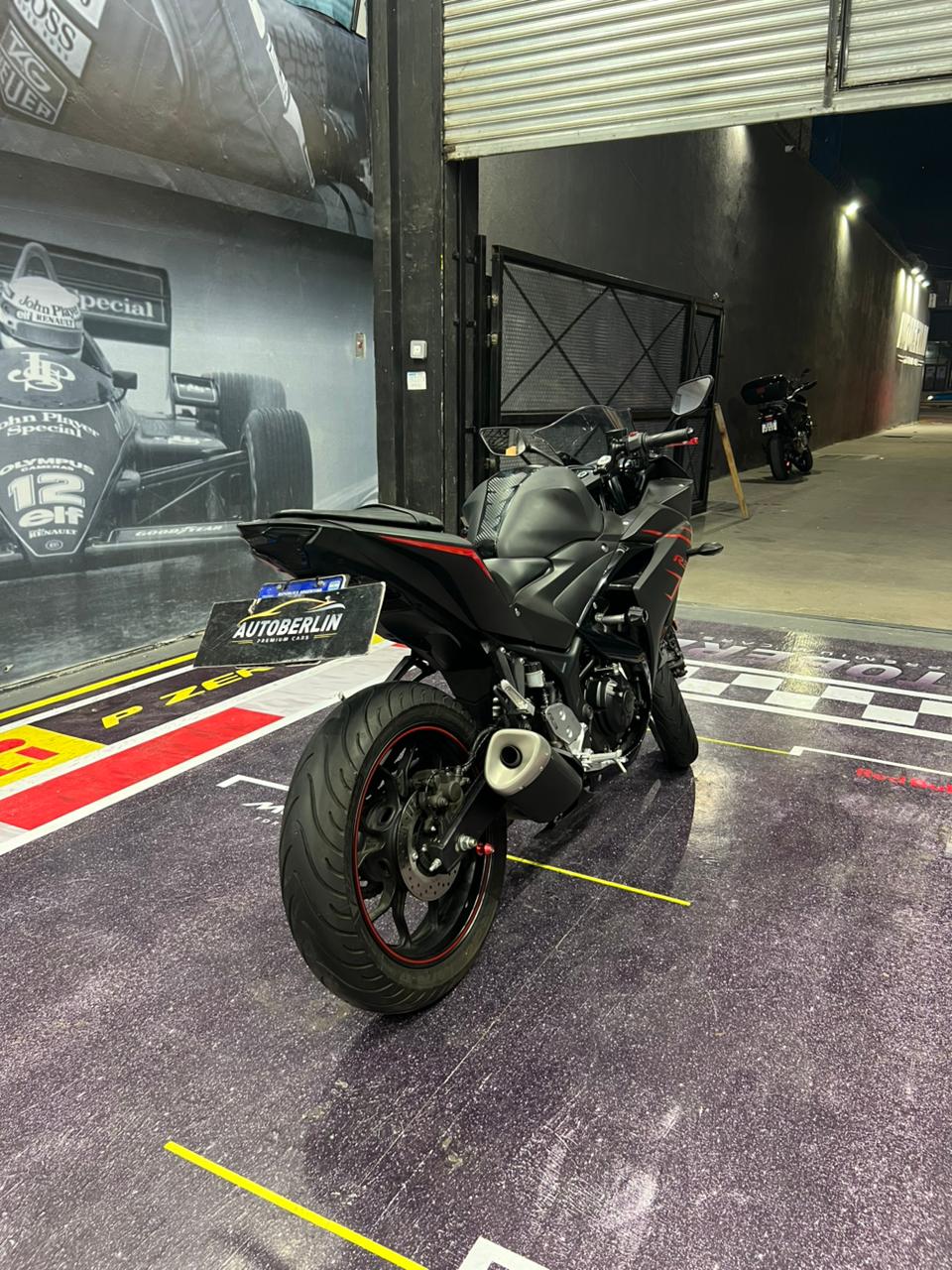 Yamaha R3 - Imagen 8