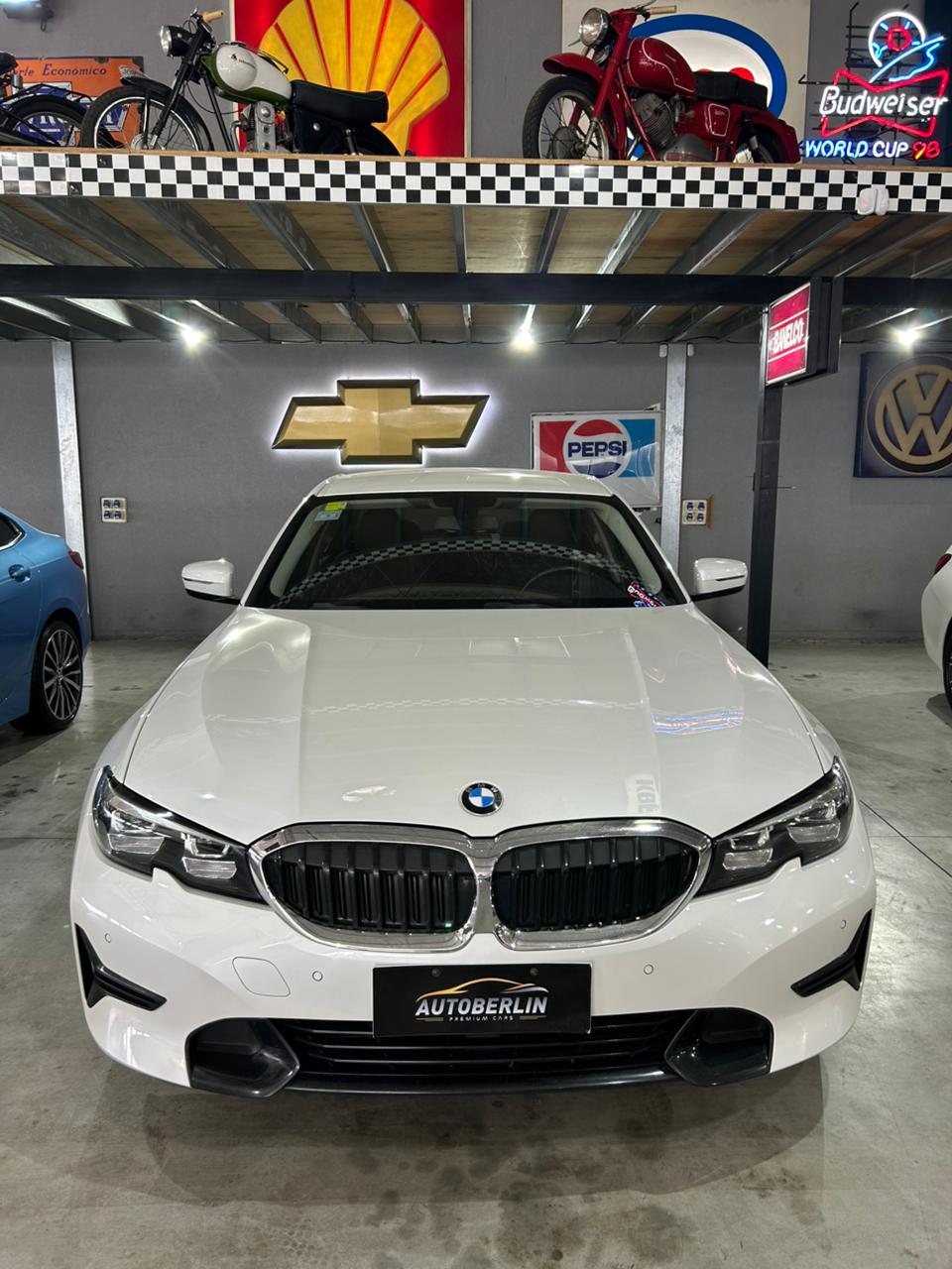 BMW 320 - Imagen 3