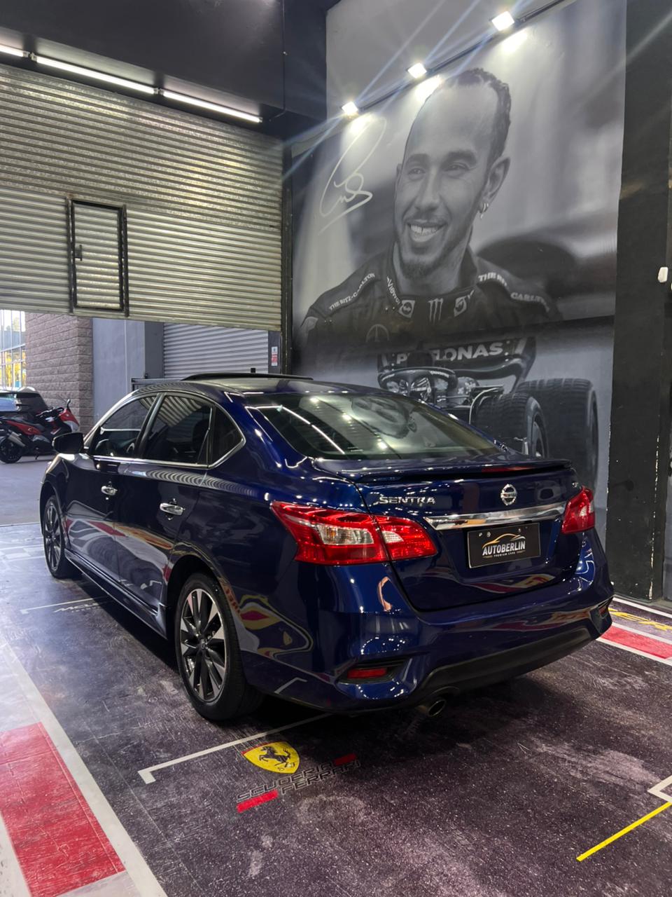 Nissan Sentra SR - Imagen 7