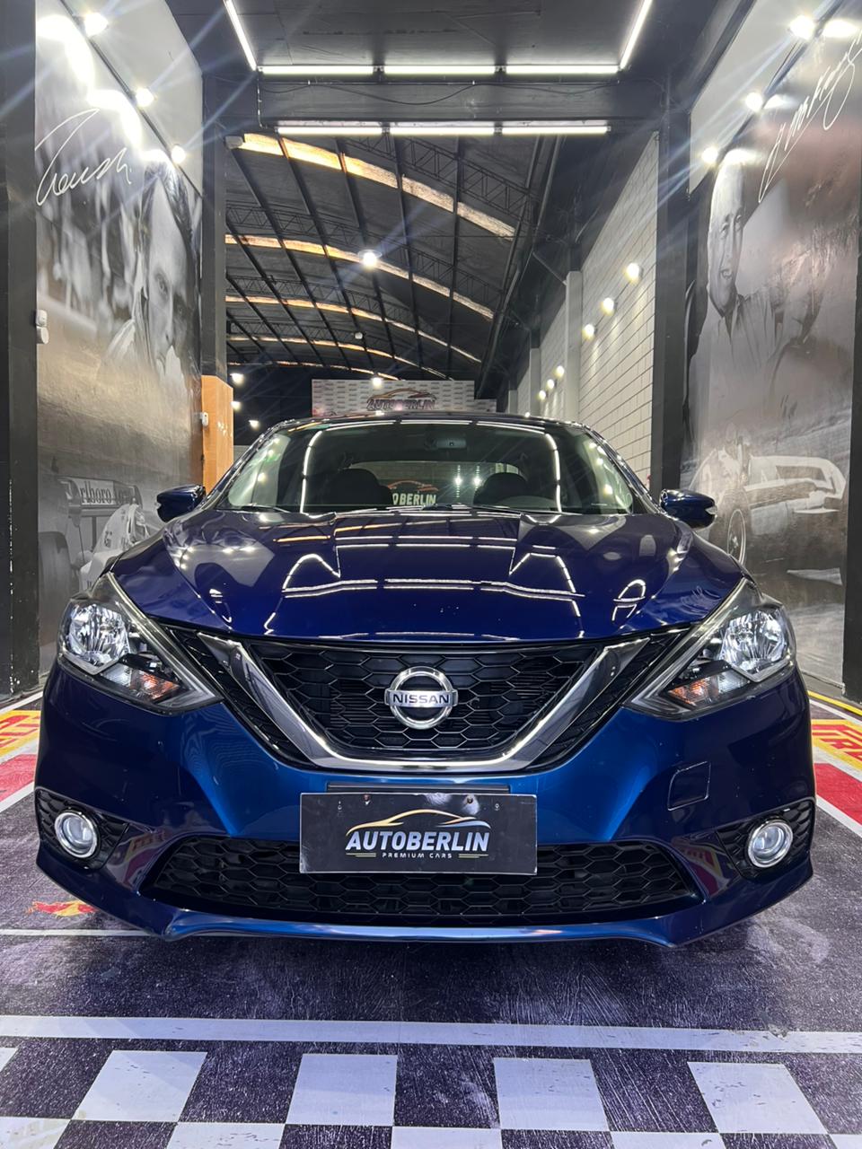 Nissan Sentra SR - Imagen 2