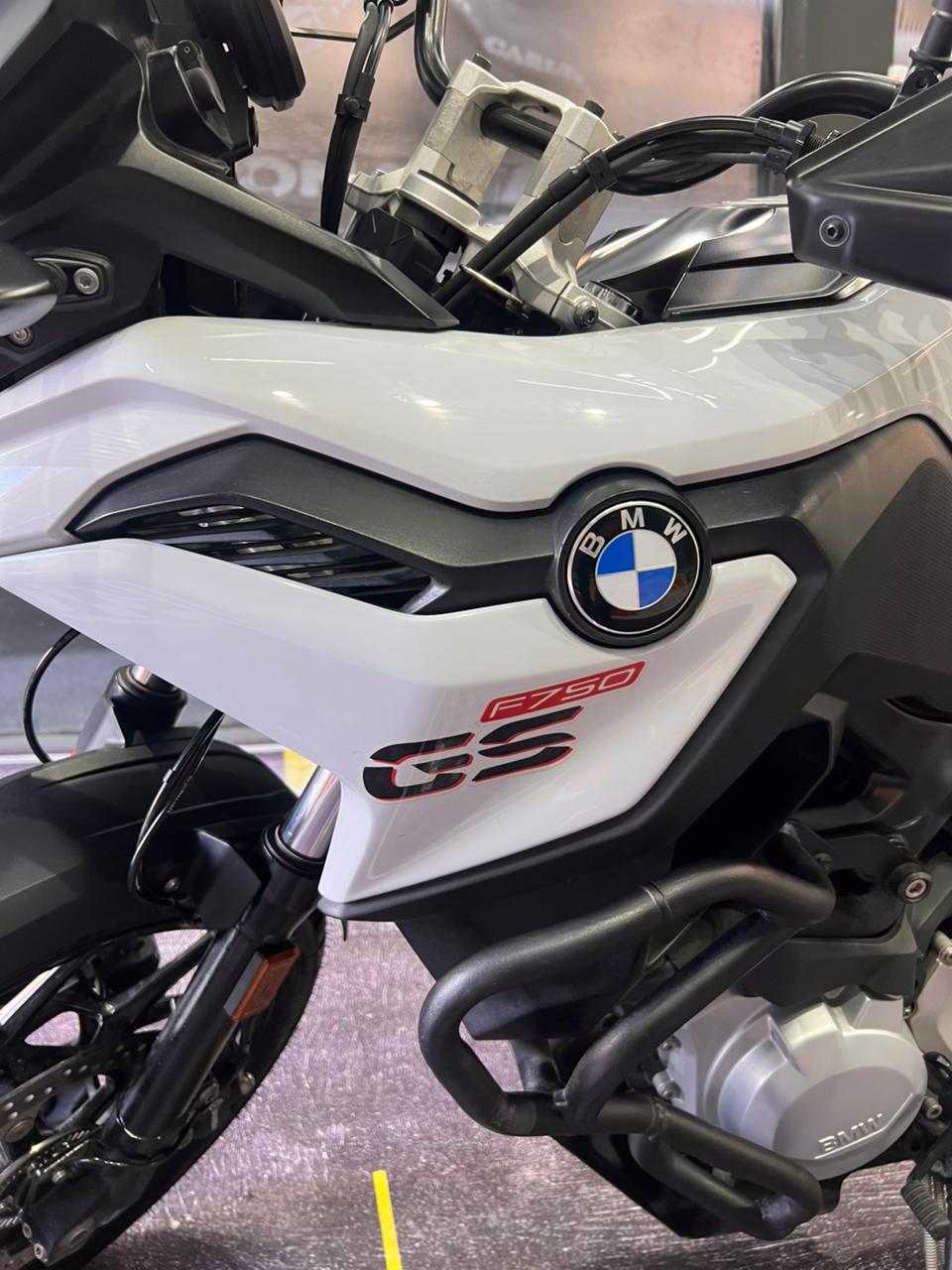 BMW GS 750 - Imagen 2