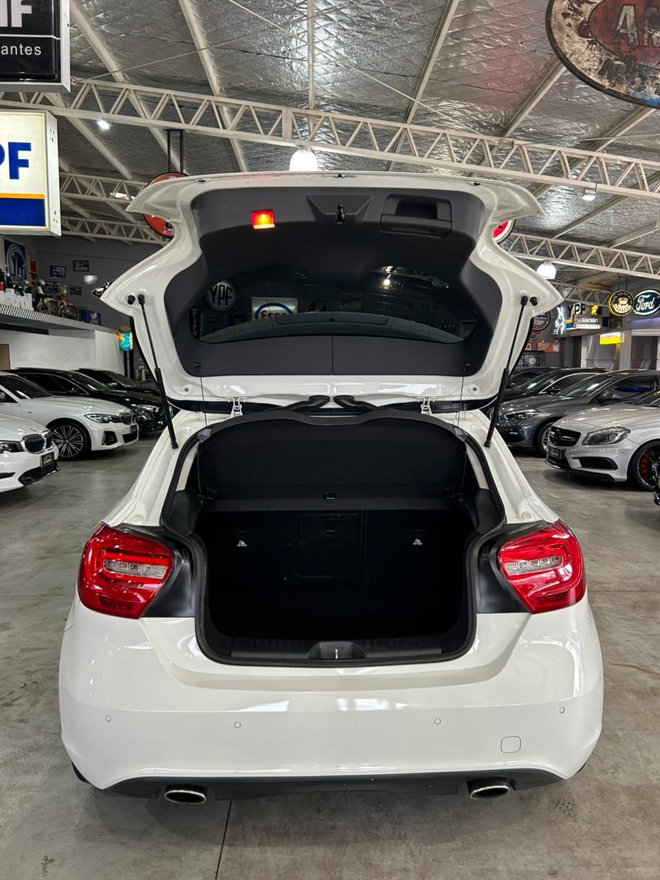 Mercedes Benz A200 - Imagen 8