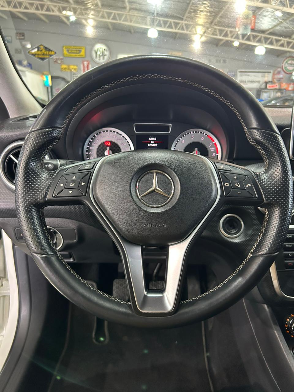Mercedes Benz A200 - Imagen 13