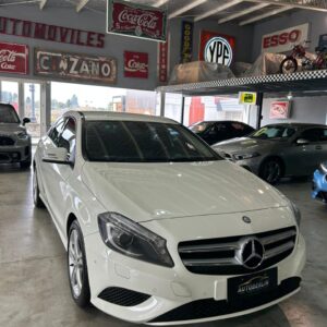 Mercedes Benz A200