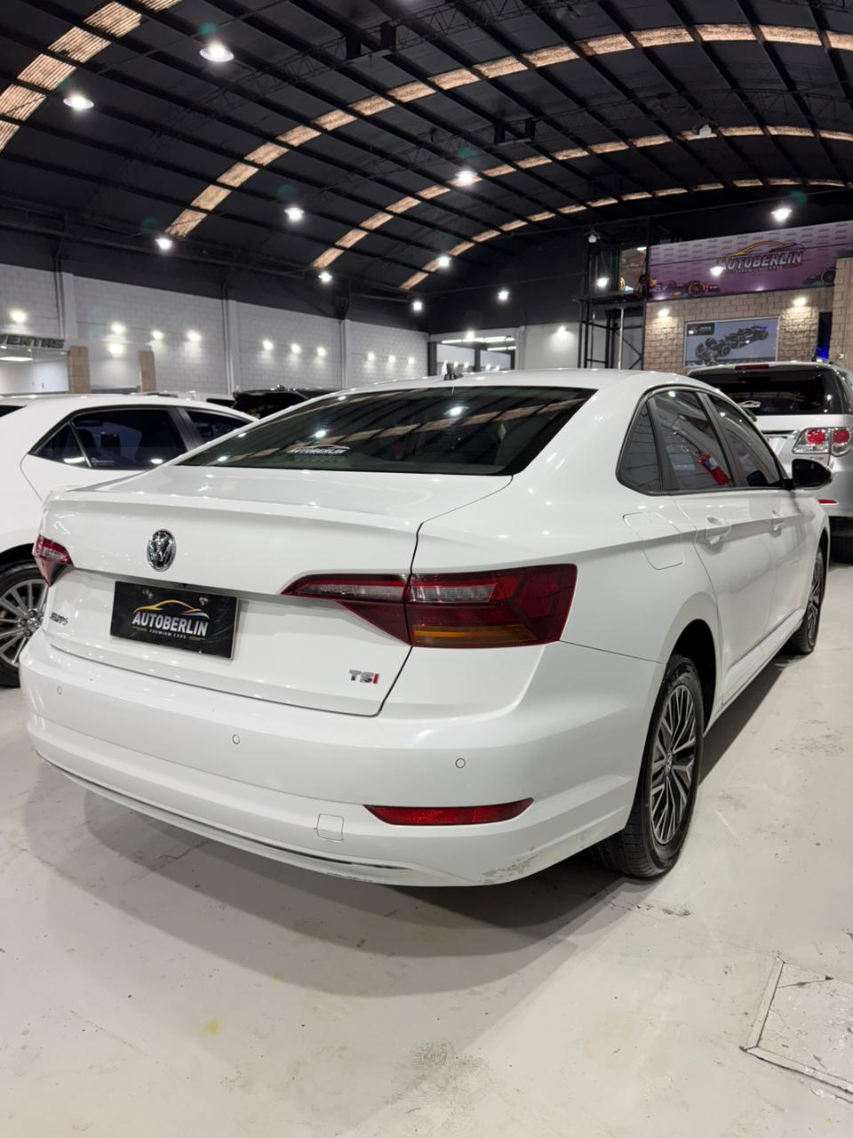 Volkswagen Vento Comfortline - Imagen 7