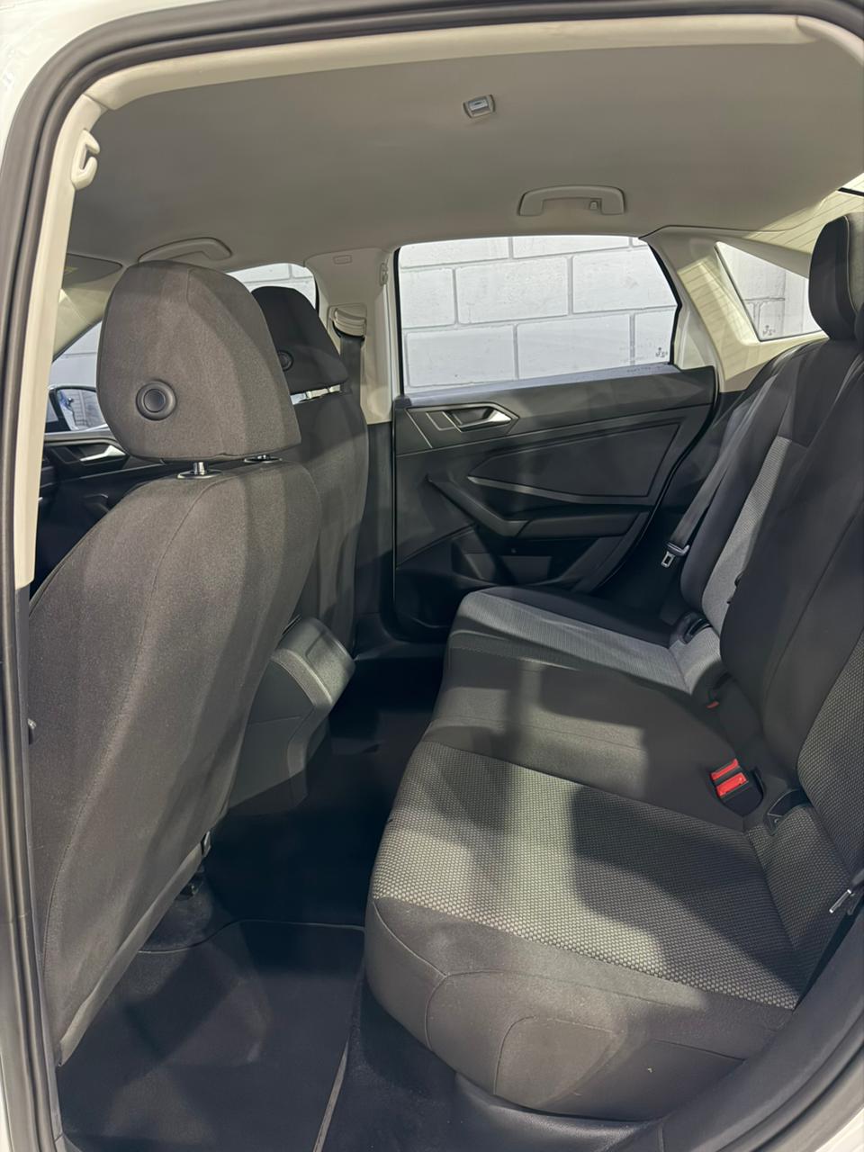 Volkswagen Vento Comfortline - Imagen 19