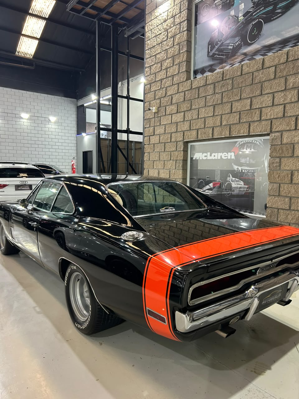 Dodge Charger 383 - Imagen 4