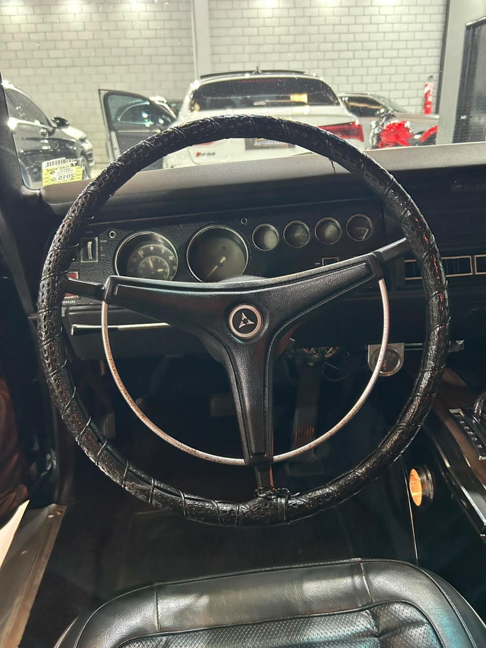 Dodge Charger 383 - Imagen 7