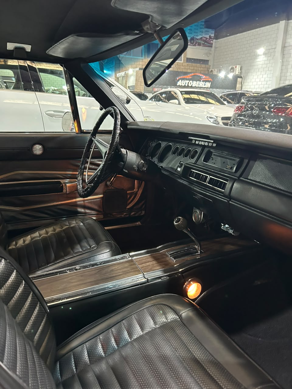 Dodge Charger 383 - Imagen 6