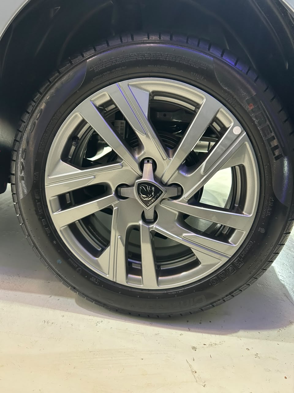 Peugeot 208 Allure - Imagen 7