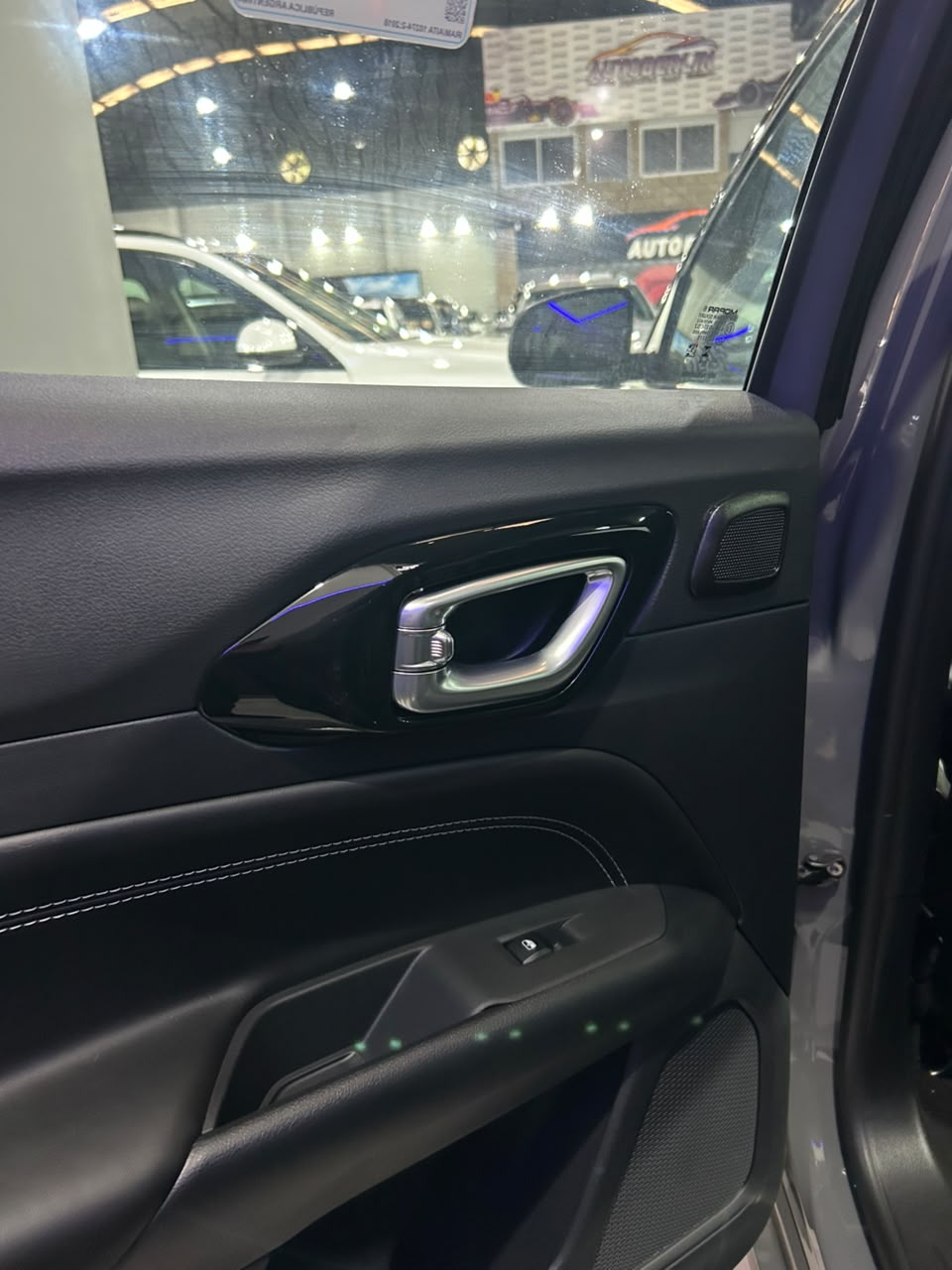 Jeep Compass Balckhawk - Imagen 12