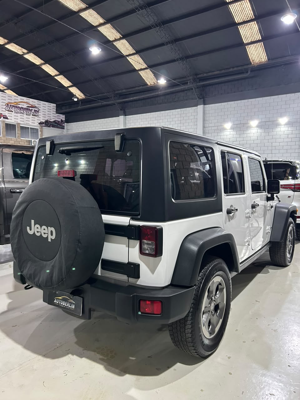 Jeep Wrangler Rubicon - Imagen 4