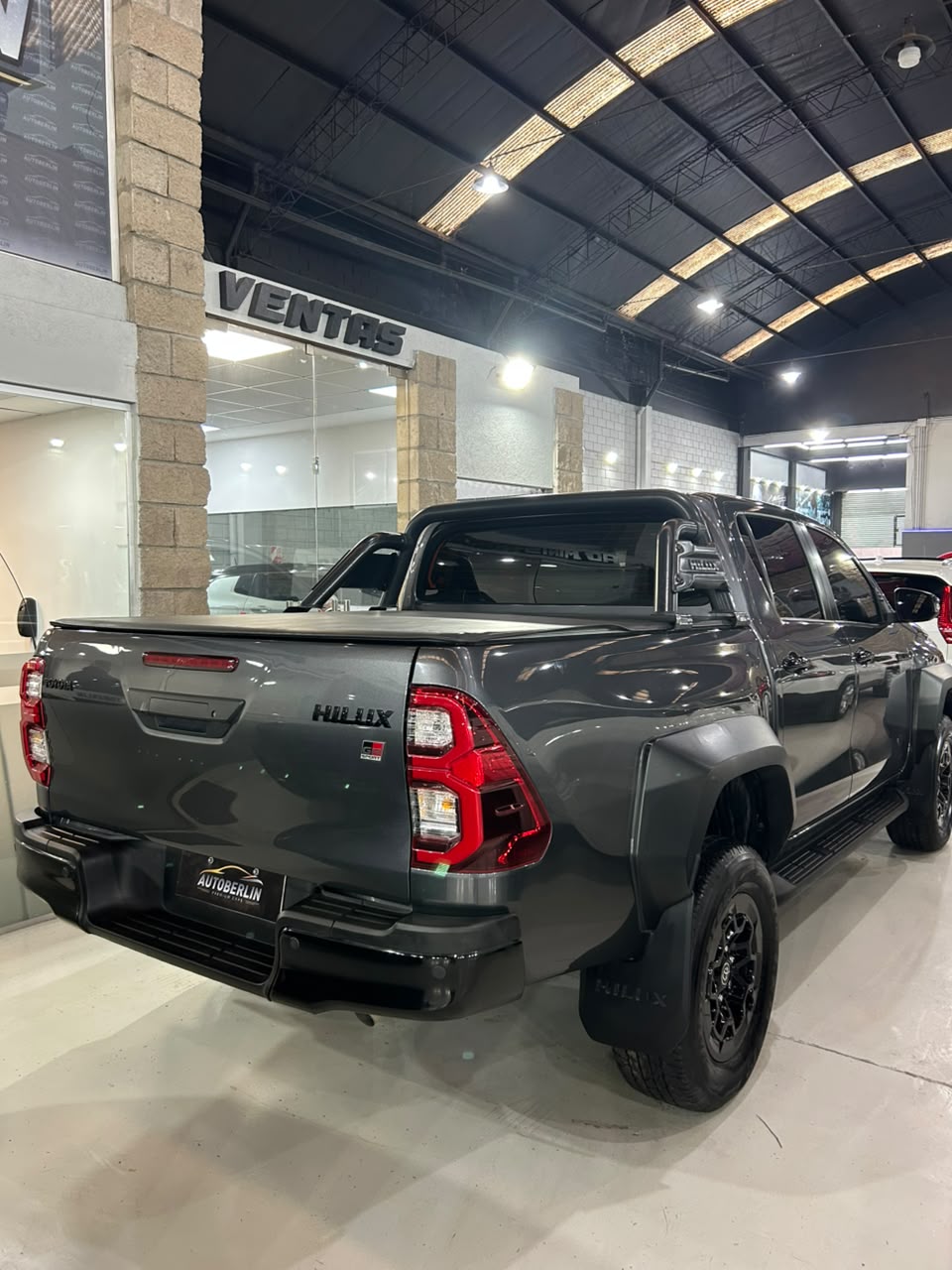 Toyota Hilux GR - Imagen 4