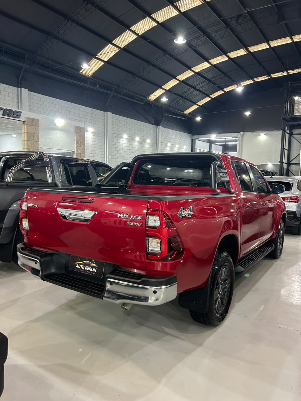 Toyota Hilux SRV - Imagen 3