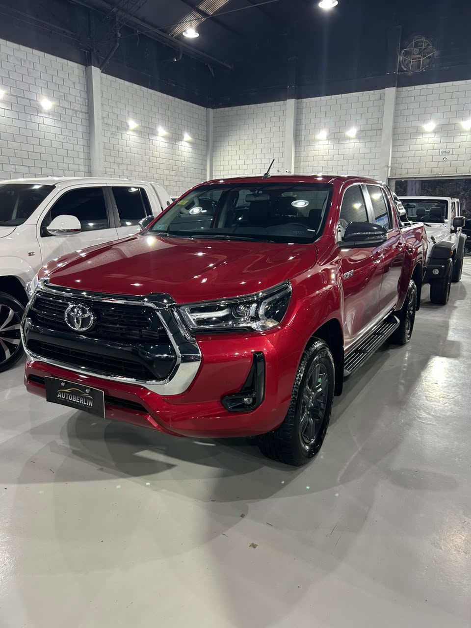 Toyota Hilux SRV - Imagen 2
