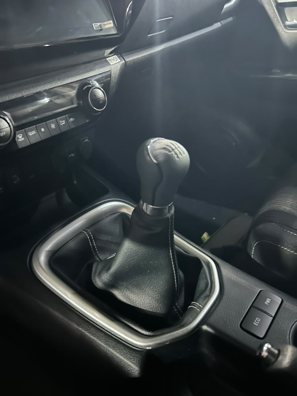 Toyota Hilux SRV - Imagen 10