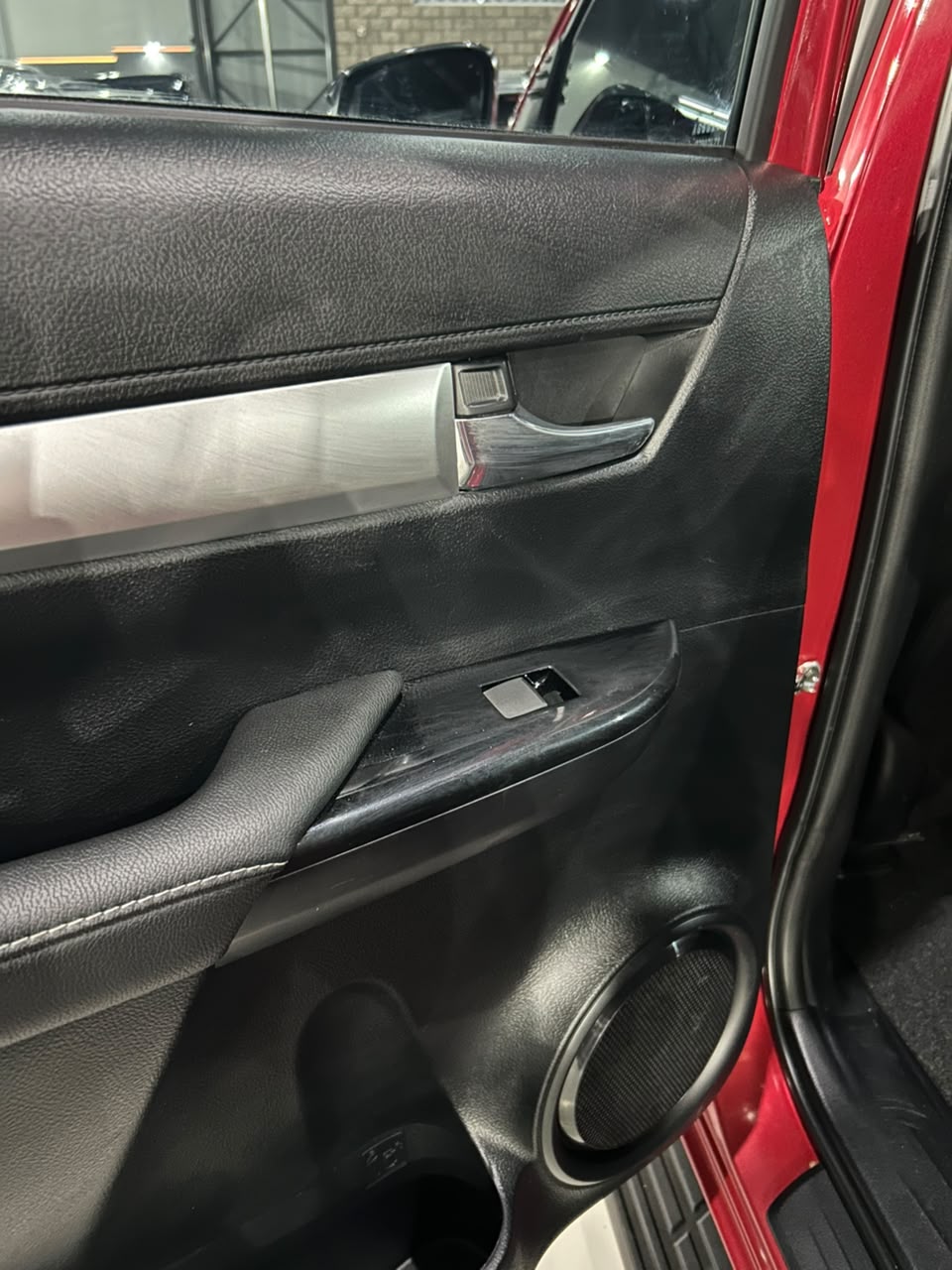 Toyota Hilux SRV - Imagen 11