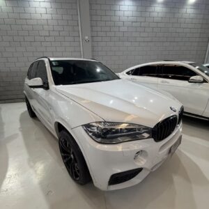 BMW X5 M50