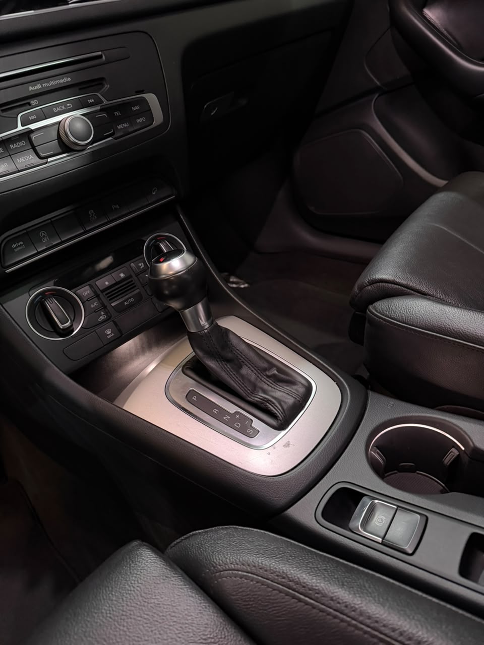 Audi Q3 2.0 - Imagen 11