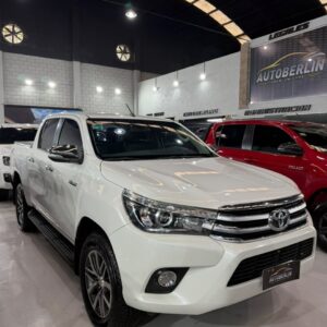 Toyota Hilux SRX